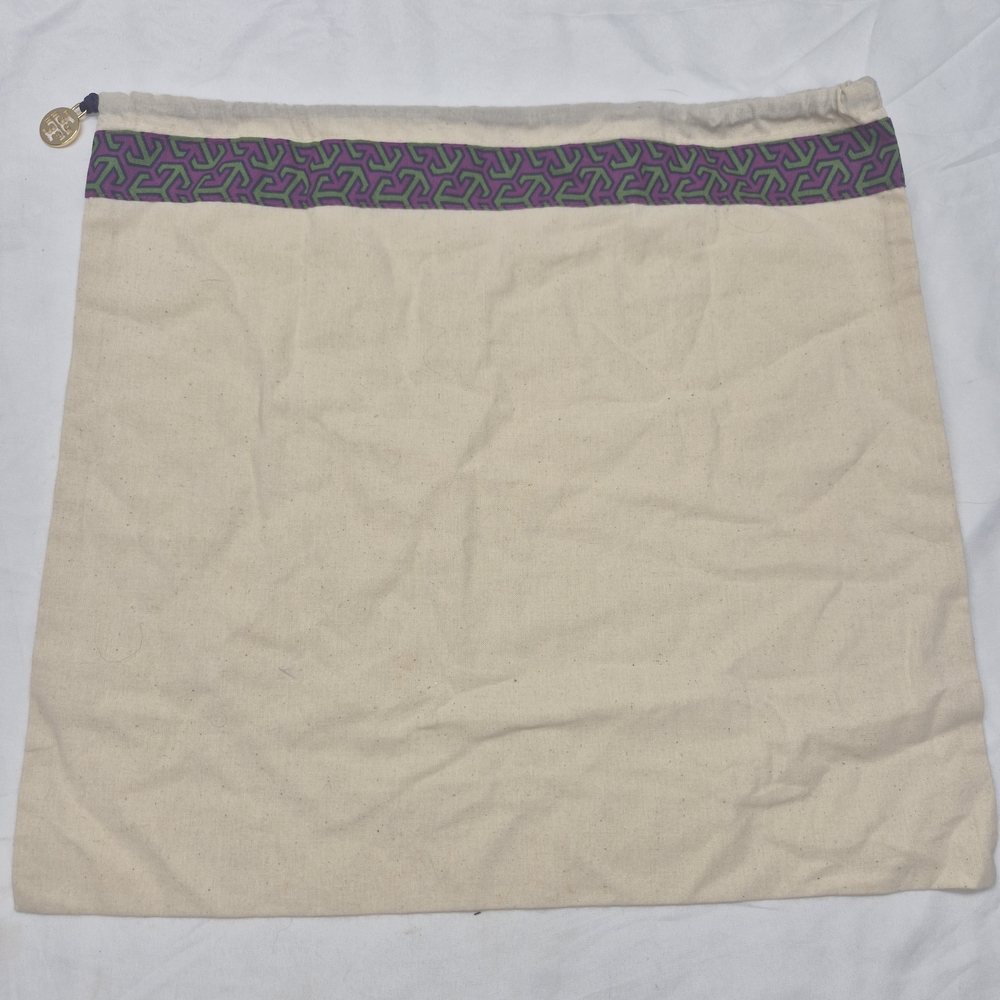 Tory Burch 14"x13" Aprox 2 Drawstring DUST BAG for Shoes Purse wGold Logo Charm - Picture 2 of 4